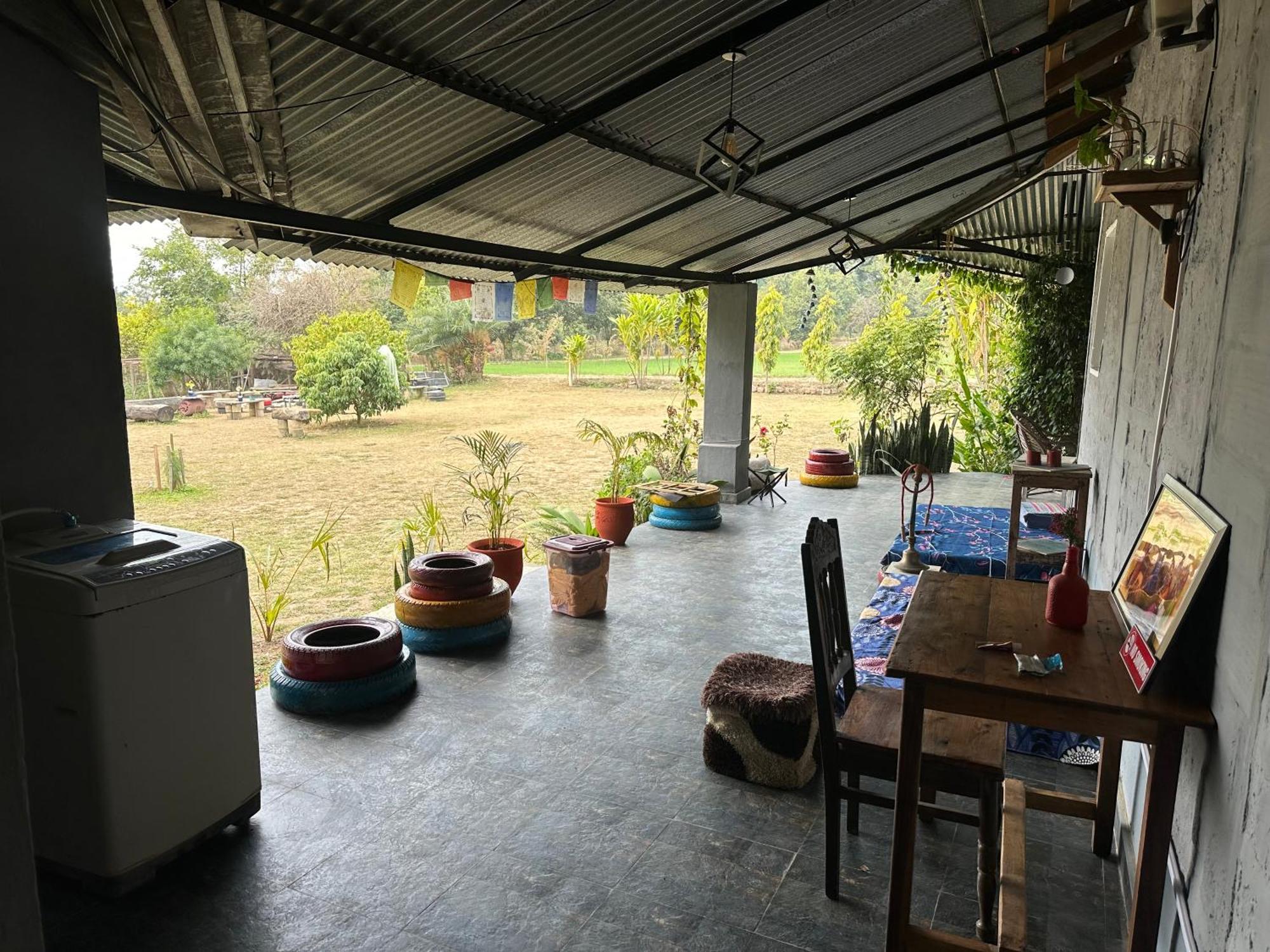 Hostel Dreamwoods A Travellers Farm Dharamshala Exterior foto