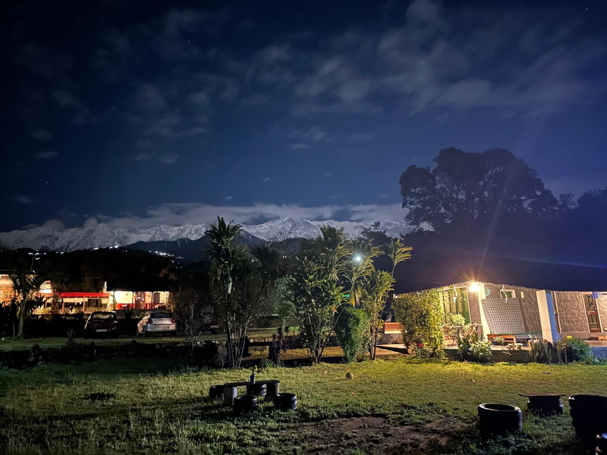 Hostel Dreamwoods A Travellers Farm Dharamshala Exterior foto