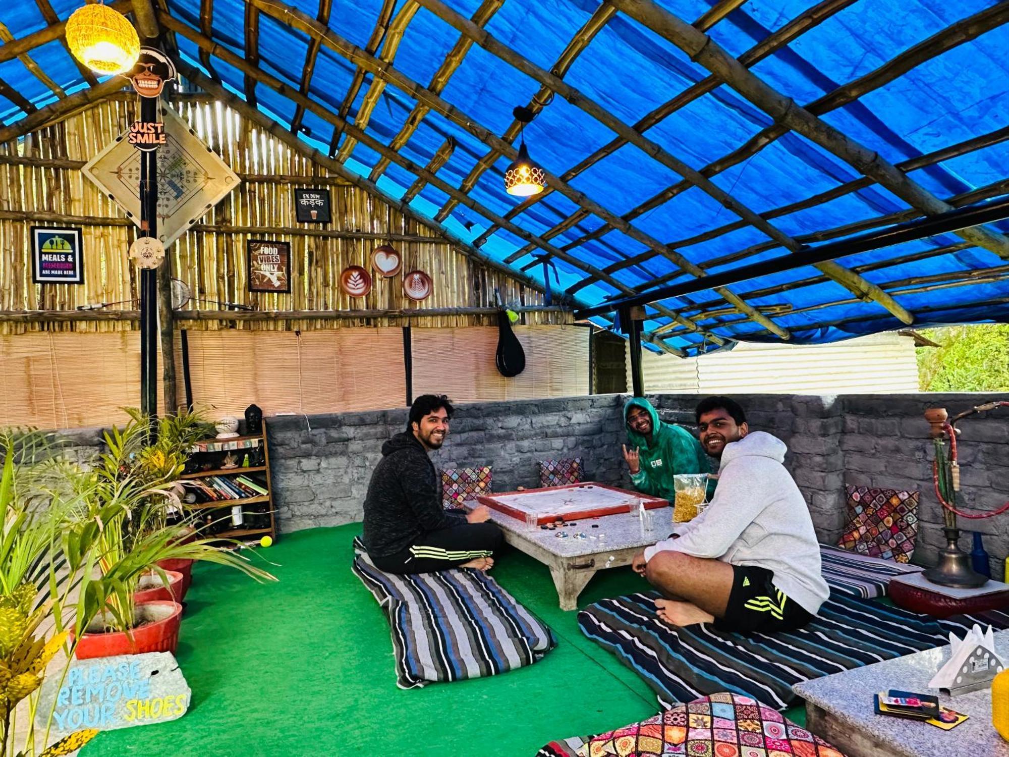 Hostel Dreamwoods A Travellers Farm Dharamshala Exterior foto